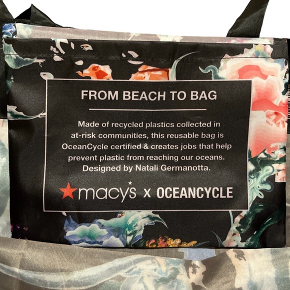 Black, Green, Pink, White, and Red Macy’s Ocean Cycle Bag From Beach to Bag - Picture 3 of 3